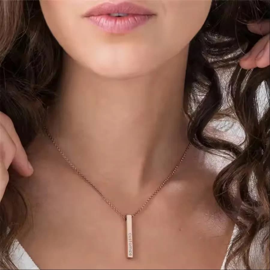 Personligt 3D Namnhalsband med Ett eller Flera Namn
